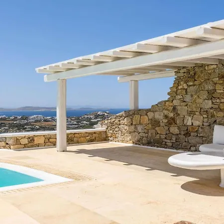 With Traditional Cycladic Charm Apartment Psarou (Mykonos)