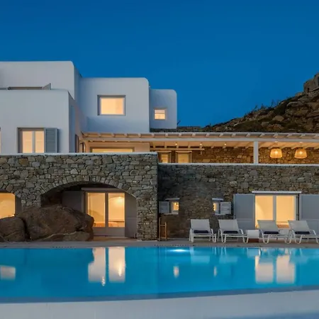 With Traditional Cycladic Charm Apartment
